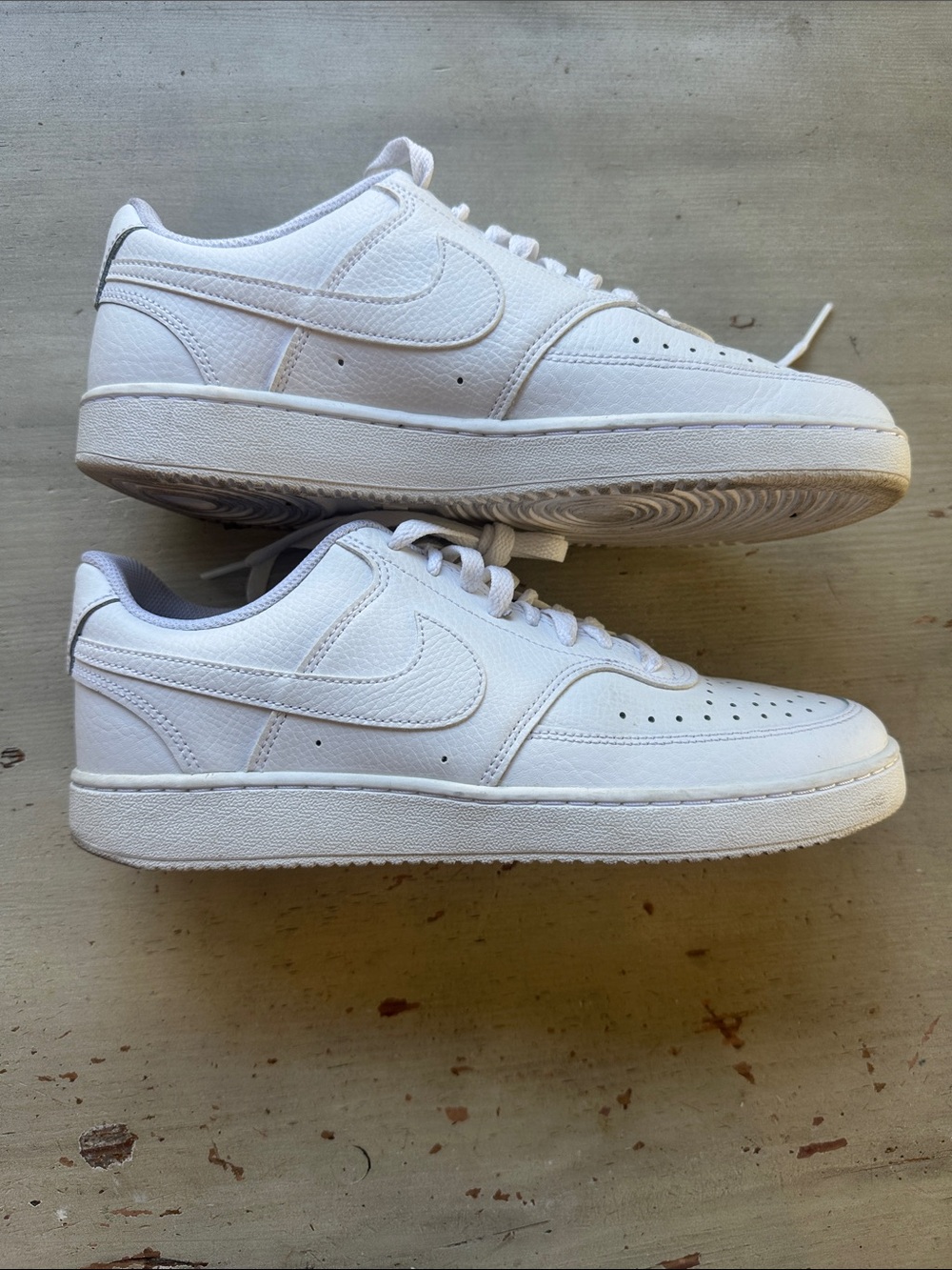 Nike White Leather Casual Sneakers Size 9 Women - Picture 7 of 9